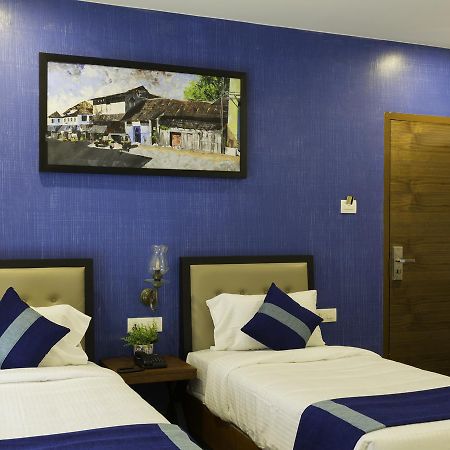Hotel Neighbourhood, Cochin Kochi Exteriör bild